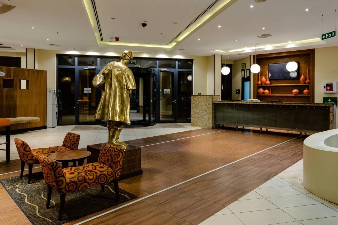 לגוס Protea Hotel By Marriott Ikeja Select מראה חיצוני תמונה