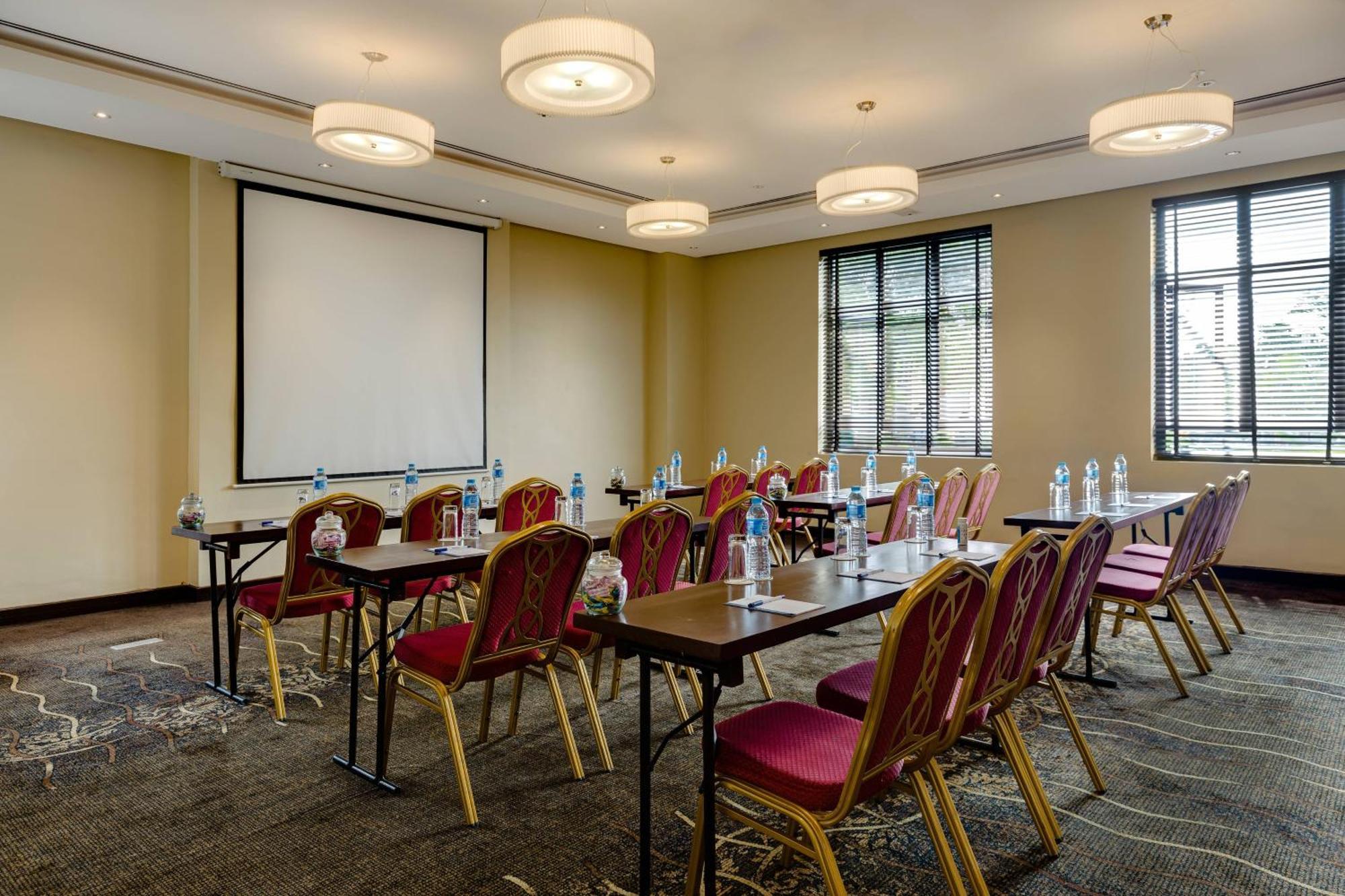 לגוס Protea Hotel By Marriott Ikeja Select מראה חיצוני תמונה