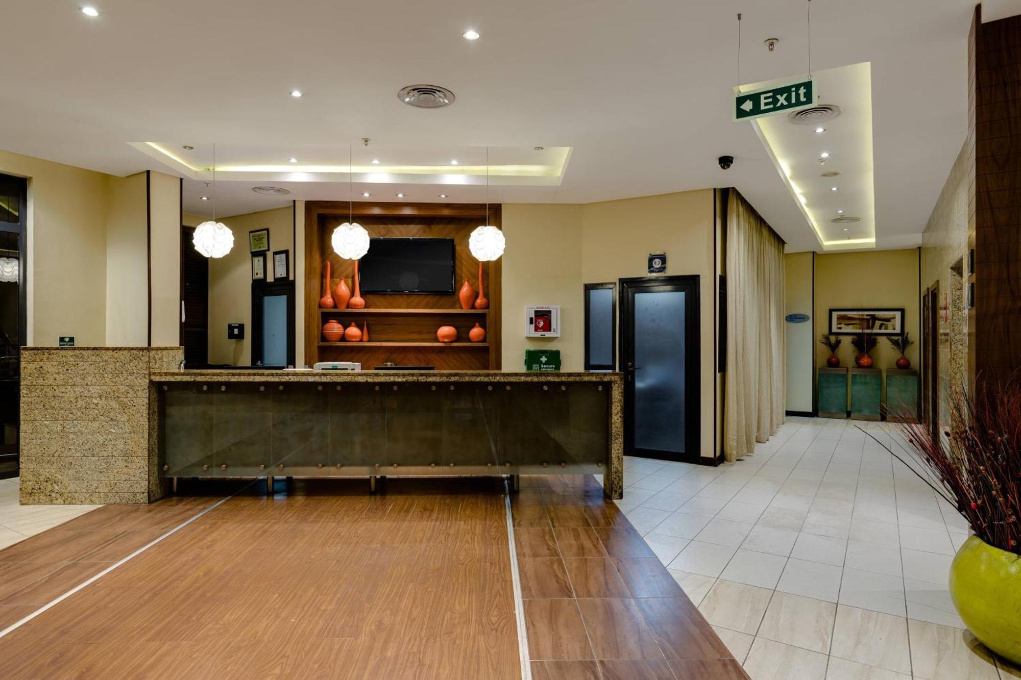לגוס Protea Hotel By Marriott Ikeja Select מראה חיצוני תמונה